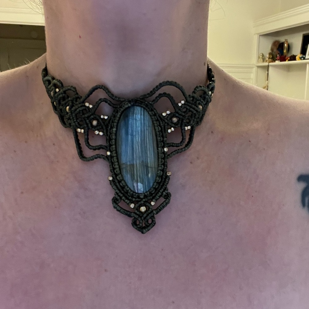Beautiful statement labradorite Choker